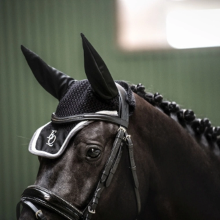 Nauszniki EQ.QUEEN Riga 24AW | Sklep jeździecki Horse-Trade.pl