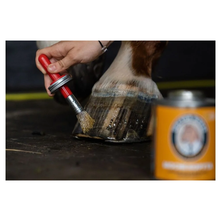 Olej DOCTORHORSE do kopyt MocneKopyta 450ml