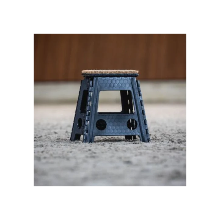 Składany stołek HKM z wycieraczką