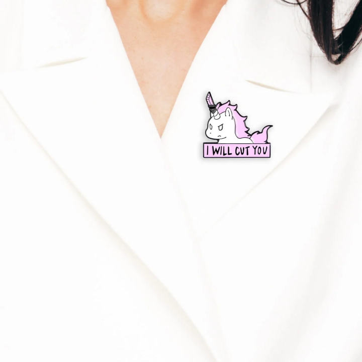Przypinka PZP jednorożec "i will cut you"