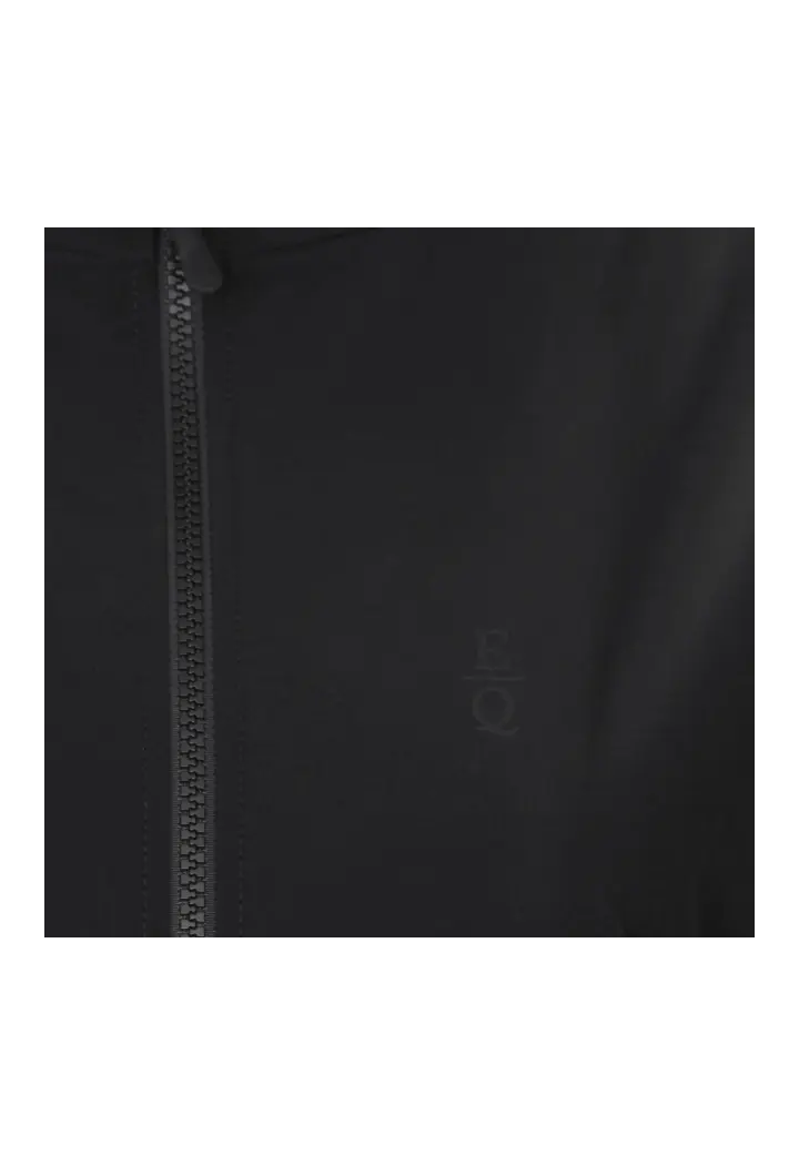 10110101-Jacket-EQ.QUEEN-Adalynn-black-logo.webp
